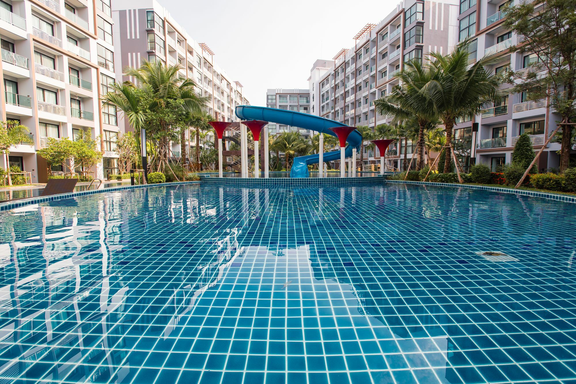 Dusit Grand Park Lägenhet Jomtien Beach Exteriör bild
